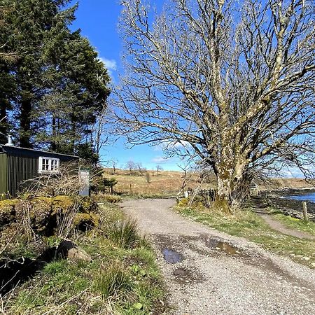 Corry Lodge Estate - Sheperds Huts Or Container Stays With Sea View 브로드포드 외부 사진