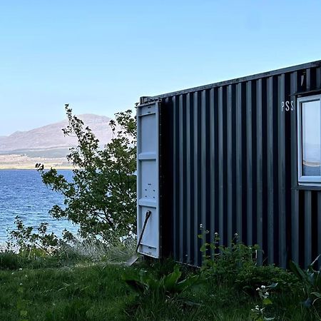 Corry Lodge Estate - Sheperds Huts Or Container Stays With Sea View 브로드포드 외부 사진